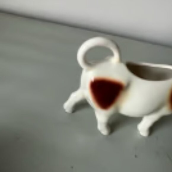 Vintage Goebel West Germany Brown and Cream Ceramic Mooing Cow Creamer - Picture 10 of 10